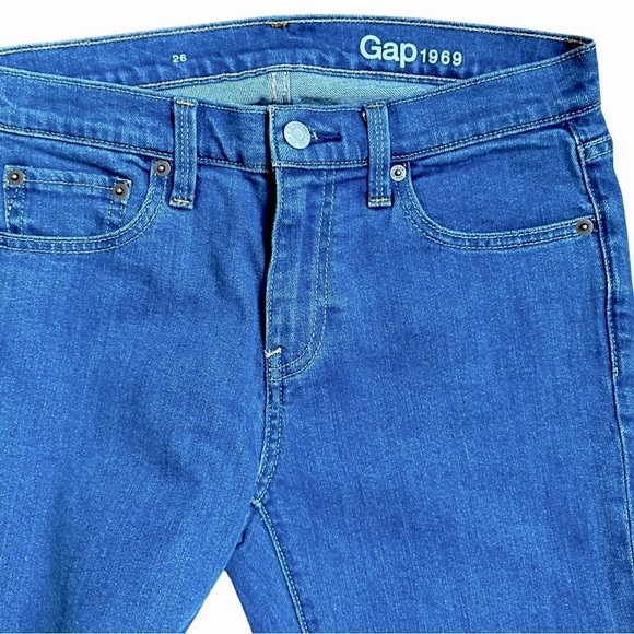 Gap High Rise Classic Straight Jeans with Washwell - Picture 3 of 3